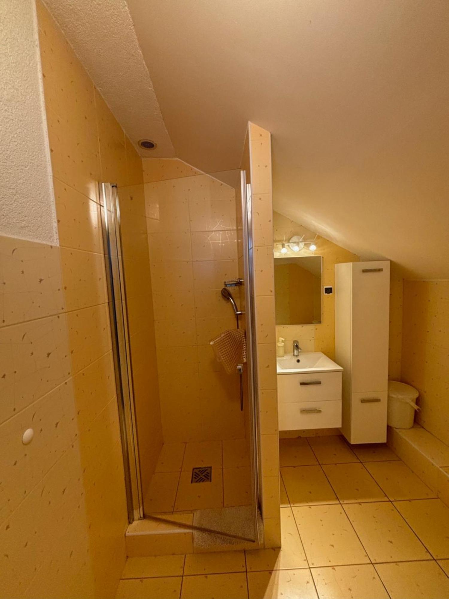 Goscinne Kamako Homestay